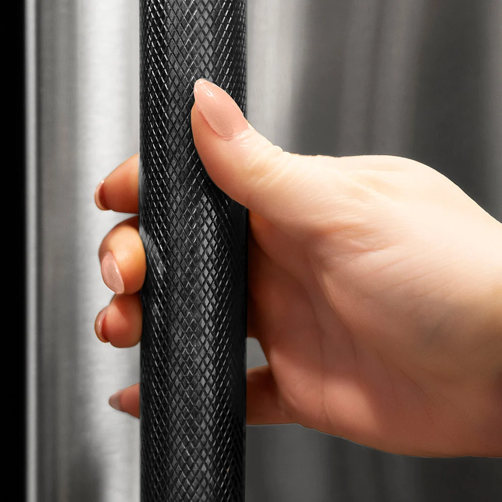 ZLINE Helix Handle (Set of 1) for Undercounter Wine & Beverage Coolers and Ice Makers in Black Stainless Steel (RWVHZ618-K-BS) - Image 2